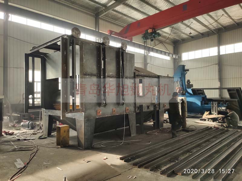 輥道通過(guò)式拋丸機(jī)主室已